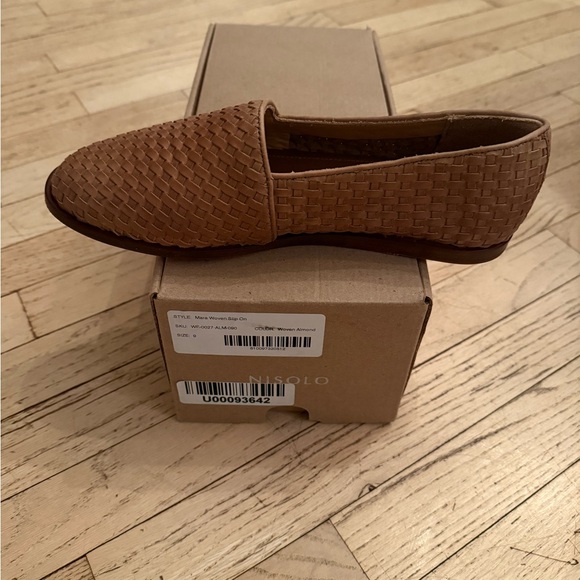 NIB: Nisolo Mara Leather Woven Slip-Ons in Almond, size 9 - Picture 6 of 8